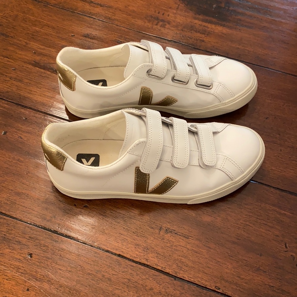 Veja 3 Lock Sneakers